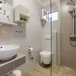 Charming Renovated Next To The Sea